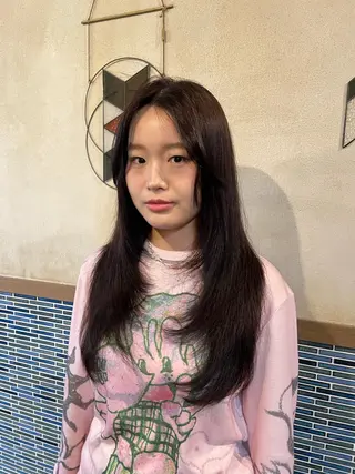 セミロング 透明感カラー/ レイヤー/REIKAのヘアスタイル