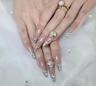 ネイル D-BEAUTY Nailsalonのネイルデザイン