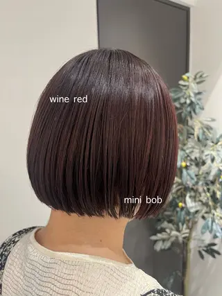 ミディアム カラー RINA🧤 デザインとボブのヘアスタイル