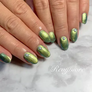 ミディアム ネイル nail salon Revymoreのネイルデザイン