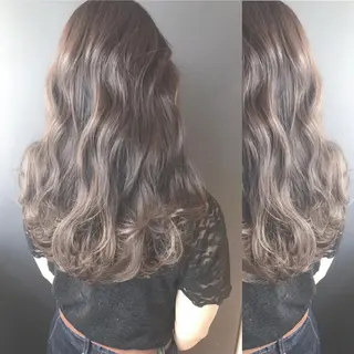 セミロング カラー BOX mico.のヘアスタイル