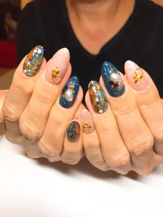 ネイル 吉冨 光恵のネイルデザイン