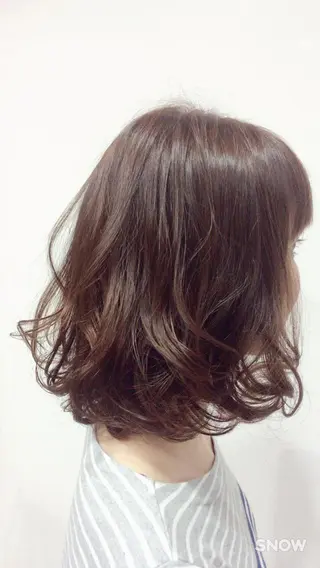ミディアム 加藤 知子のヘアスタイル