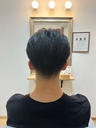 ショート メンズ MoMO北三条駅 ꕤ︎︎·͜·さとうのヘアスタイル