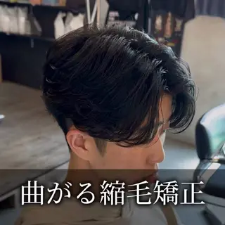 ショート メンズ メンズサロンOVER 町田店[学生限定]の眉毛・アイブロウイメージ