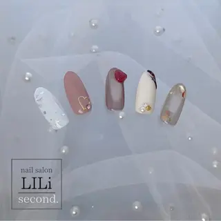 ネイル Ayane 🫧のネイルデザイン