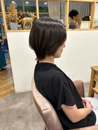 ショート カラー merc.🌿✨ いとうりかのヘアスタイル