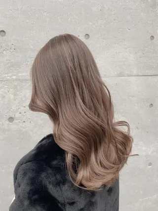 セミロング カラー 【透明感、艶髪】西村 有司のヘアスタイル