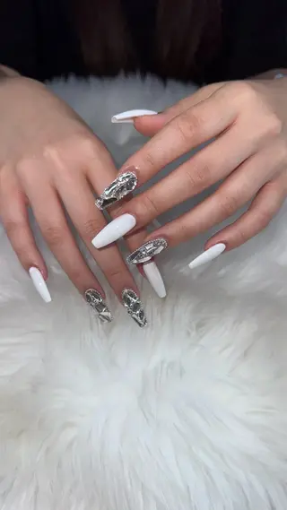 ネイル Pink Doll House　掛川店所属・ピンクドールハウス 掛川店のネイルデザイン