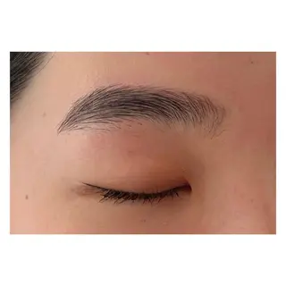 アイブロウ 松本 彩良のマツエク・マツパデザイン