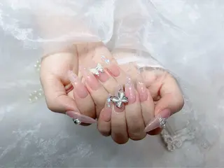 ネイル VIVIAN リサのネイルデザイン