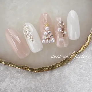 ミディアム カラー ネイル 赤羽 aura 深爪を断らない✨のネイルデザイン