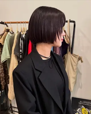 ショート naho✂︎bob/ layerのヘアスタイル