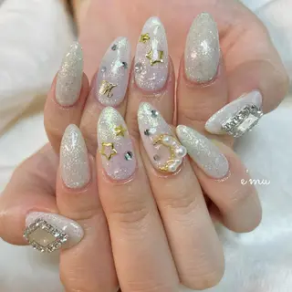 ネイル nail salon e'mu💐のネイルデザイン