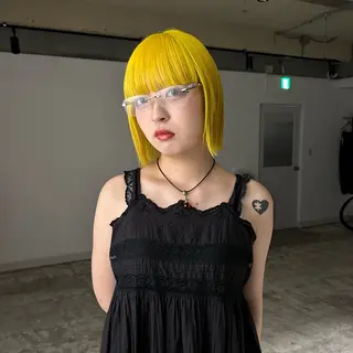 カラー 佐藤 しずくのヘアスタイル