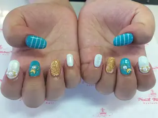 ネイル ネイルリボン 受付スタッフのネイルデザイン