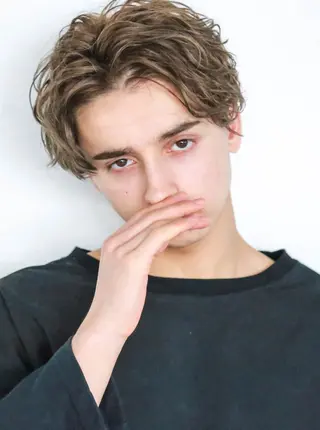 メンズ 透明感/レイヤー /ayaneのヘアスタイル