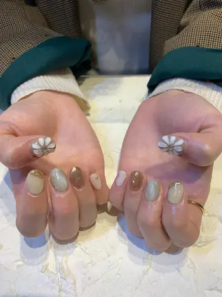 ネイル マキノ ユイのネイルデザイン