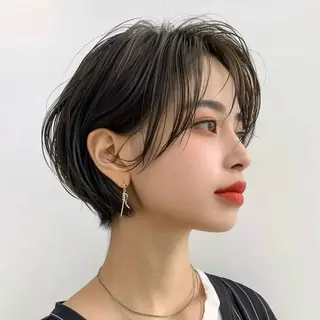 カラー 須藤 莉帆のヘアスタイル
