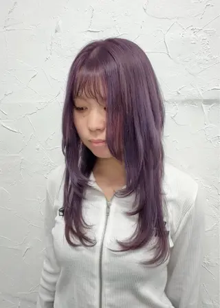 ロング Eleanor 熊谷 macoのヘアスタイル