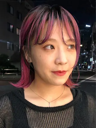 カラー ブリーチ😼 ボブ✍️レイヤーのヘアスタイル