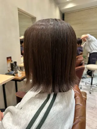ショート カラー 溝口 右京のヘアスタイル