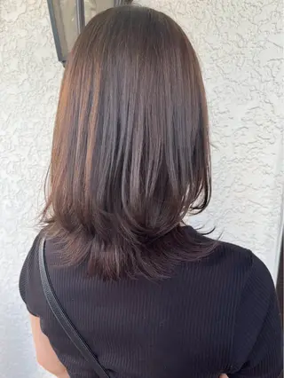 セミロング 黒川 名津美のヘアスタイル