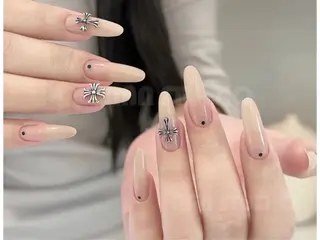 ネイル Nikosalon rikoのネイルデザイン