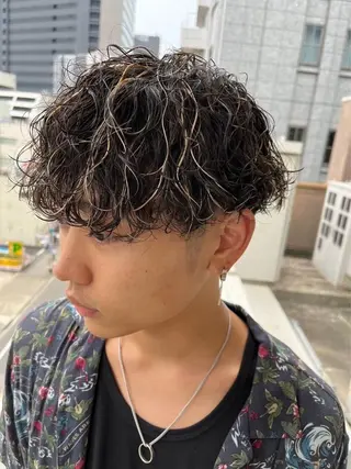 カラー パーマ メンズ Bond Story りき カラーモデルのヘアスタイル