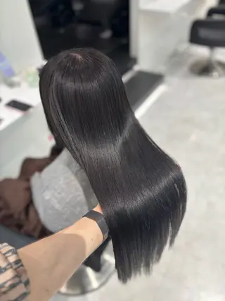 ロング カラー 流行りの透明感カラー ×縮毛矯正🤍ユウのヘアスタイル