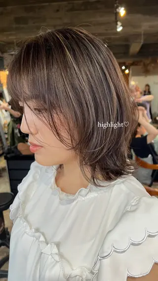 ミディアム 光本 杏のヘアスタイル