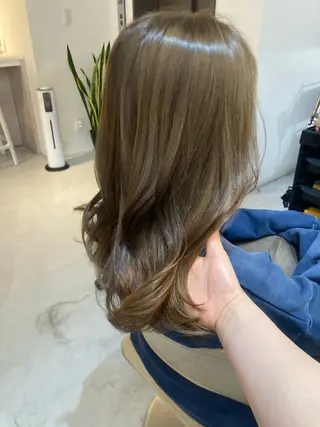 ミディアム ✨色持ちの良い艶 カラー✨蟹江真世のヘアスタイル