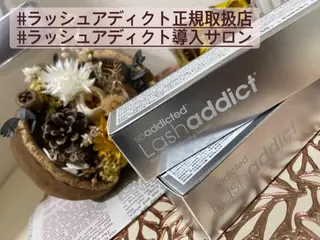 マツエク・マツパ 土居 夏美/束感マツエクのマツエク・マツパデザイン