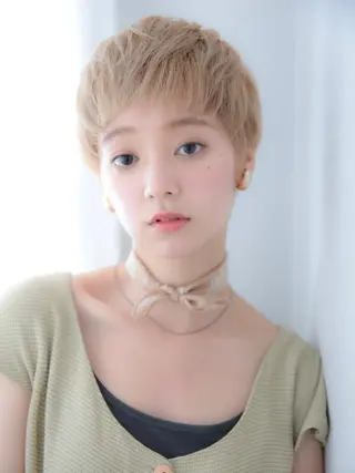 ショート カラー レイヤーカット✂️ 横浜No1♡下鳥翔子のヘアスタイル