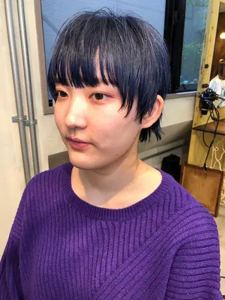 ショート カラー ブリーチ😼 ボブ✍️レイヤーのヘアスタイル