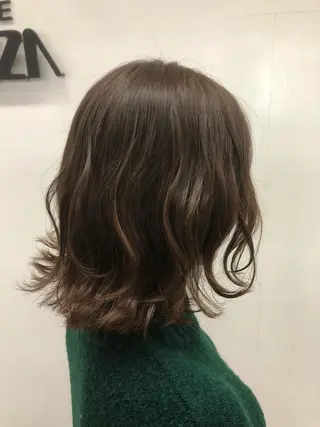 ショート カラー 東條 克義のヘアスタイル