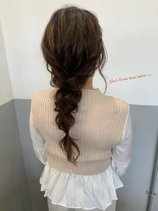 ロング ヘアアレンジ Mikuri 【Little】のヘアスタイル