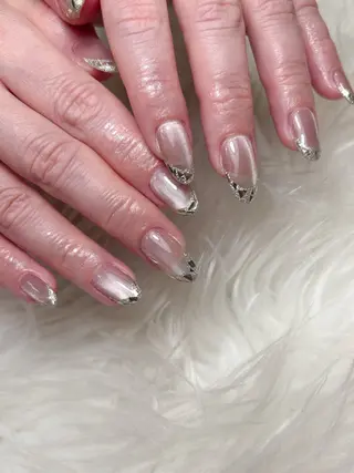 ネイル 大崎 奈々のネイルデザイン