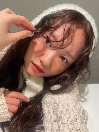 セミロング 韓国レイヤー YOKE reinaのヘアスタイル