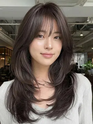 ロング カラー 🎀韓国レイヤー YURINA🎀のヘアスタイル