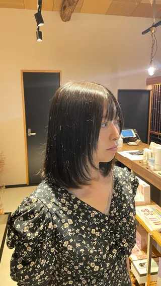 ミディアム カラー 進藤 来実のヘアスタイル