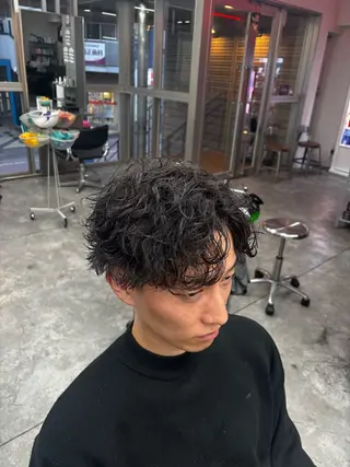 パーマ メンズ メンズ特化✨️ 韓国風パーマ🔥一八のヘアスタイル