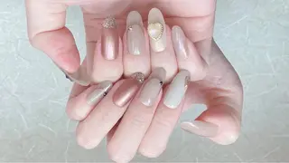 ロング チ まるこのネイルデザイン