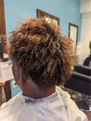 ショート 大立 七夏のヘアスタイル