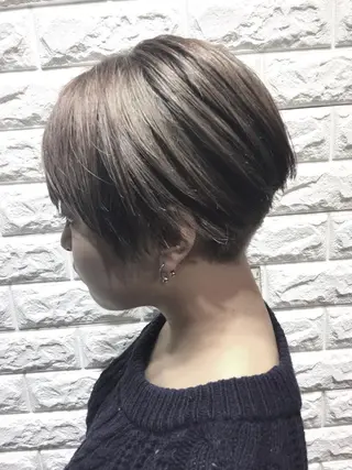 ショート カラー ✨U-topia渡邉 大樹【公認資格有】✨のヘアスタイル