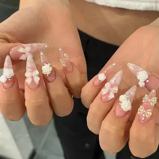 ネイル VENUSBELT Miiのネイルデザイン