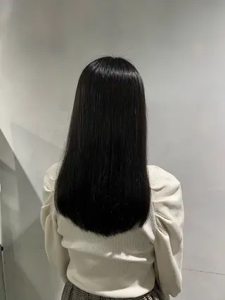 ロング カラー ヘアアレンジ 久保 嗣温のヘアスタイル