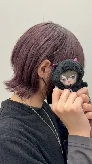 ロング カラー インナーカラー 推し ブリーチ 髪質改善のヘアスタイル
