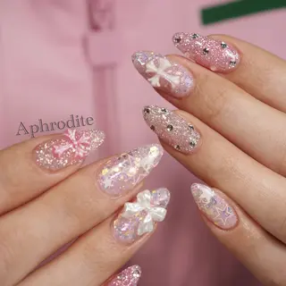 ネイル Aphrodite パラジェル認定サロンのネイルデザイン