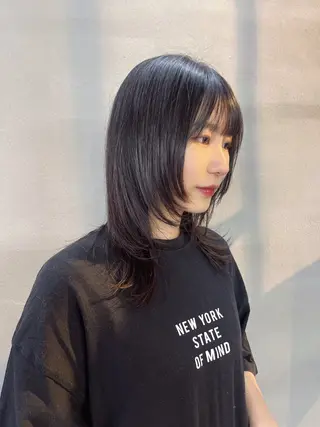 ミディアム 柏 ウルフ/レイヤー 田中佐和🐺のヘアスタイル